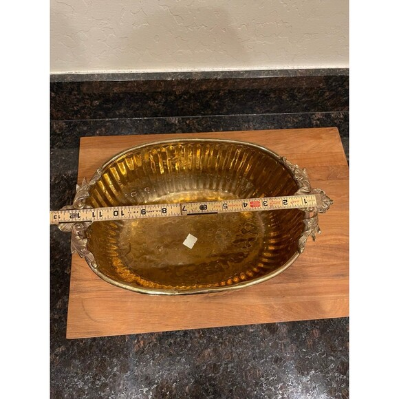 Vintage brass planter - Picture 5 of 10